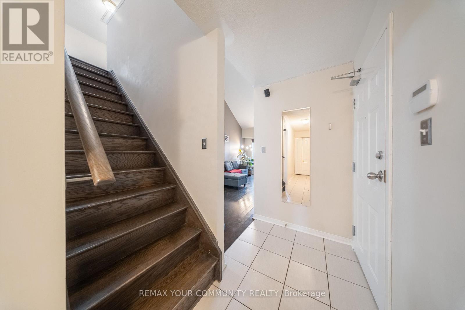 #48 651F WARDEN AVENUE - 6