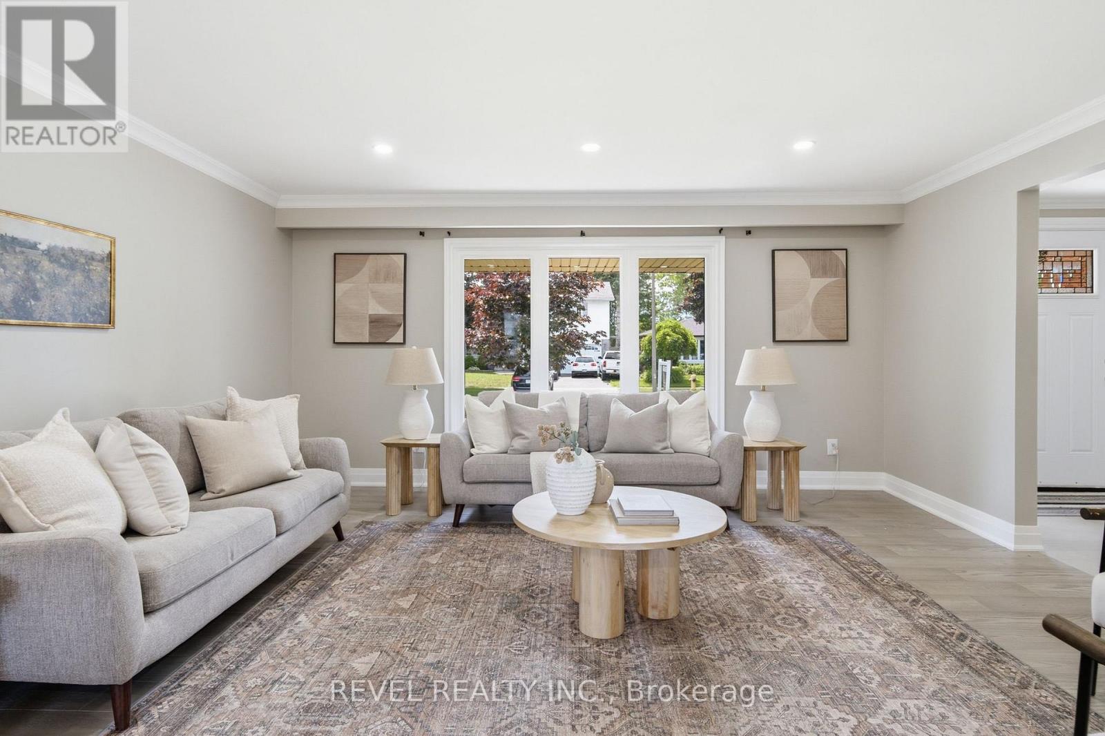 96 BOLLAND CRESCENT - 13