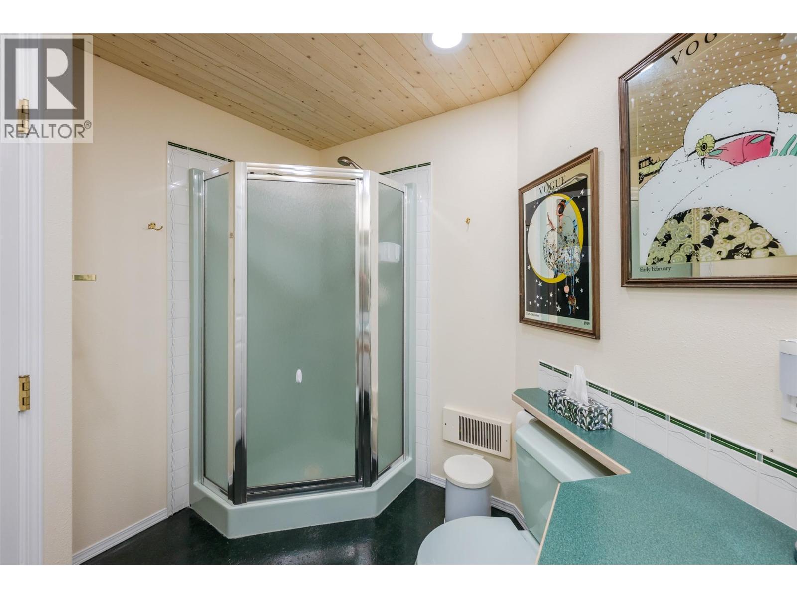 200 COUGAR Road - 40