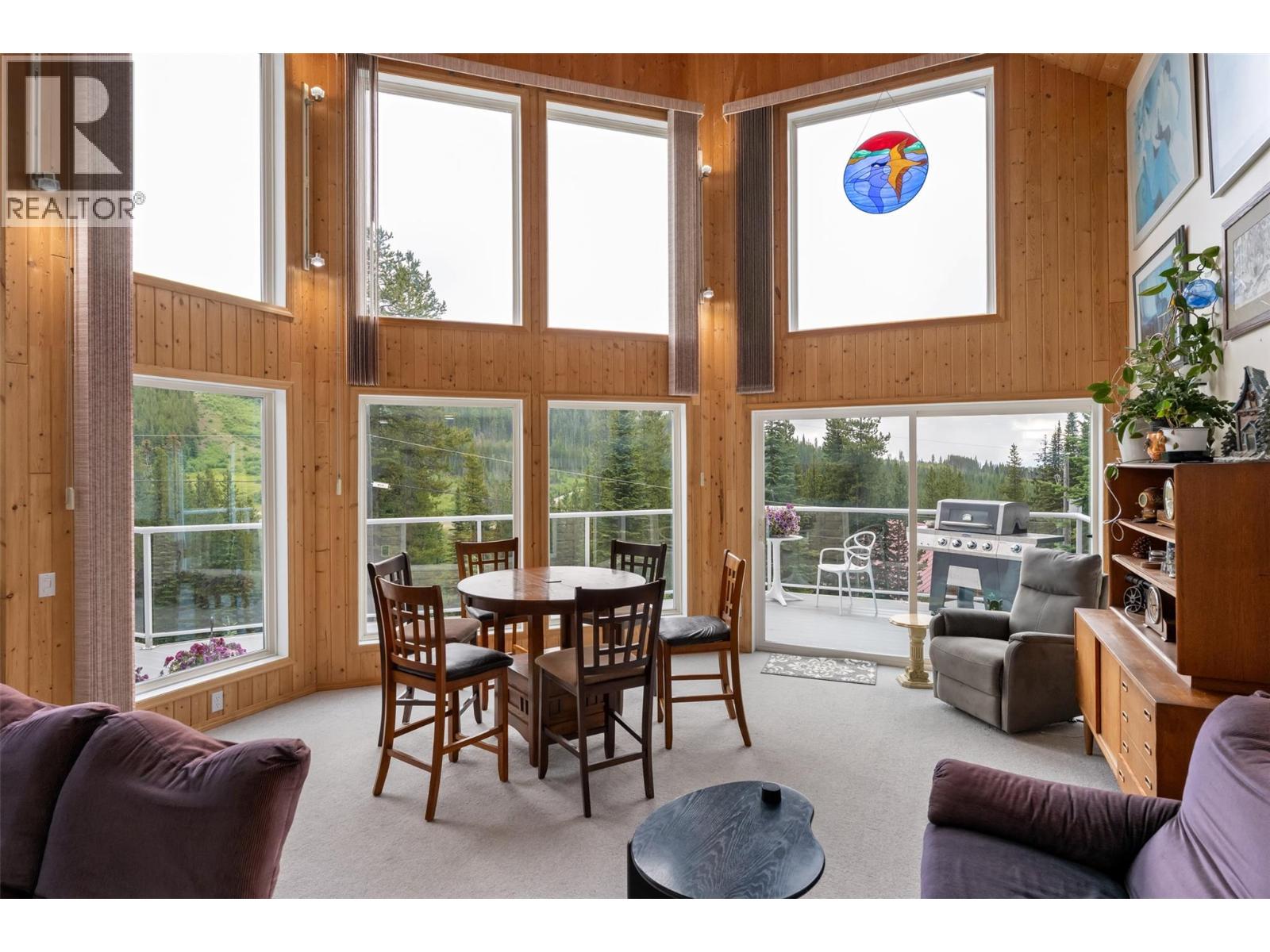 200 COUGAR Road - 6