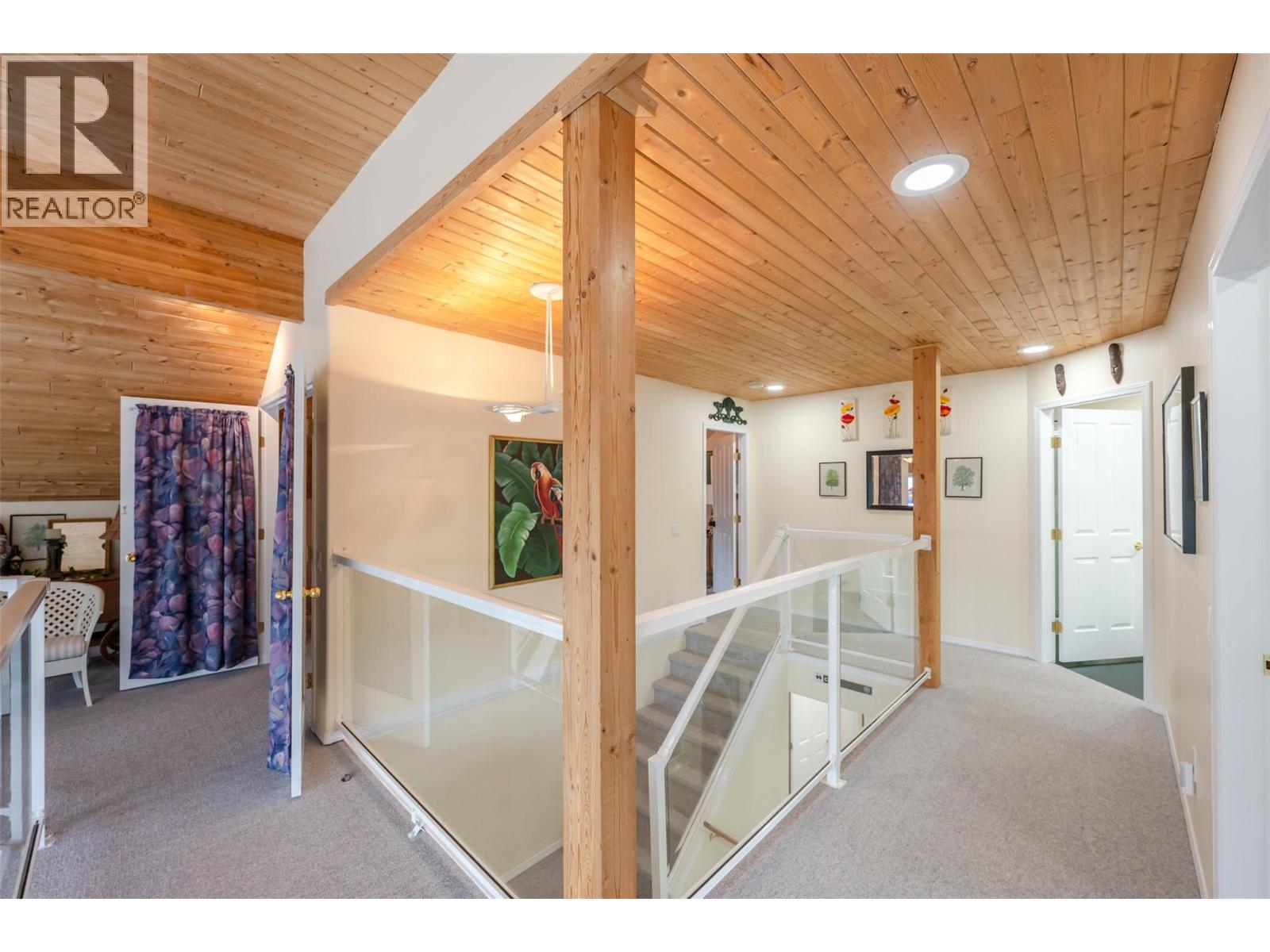 200 COUGAR Road - 36