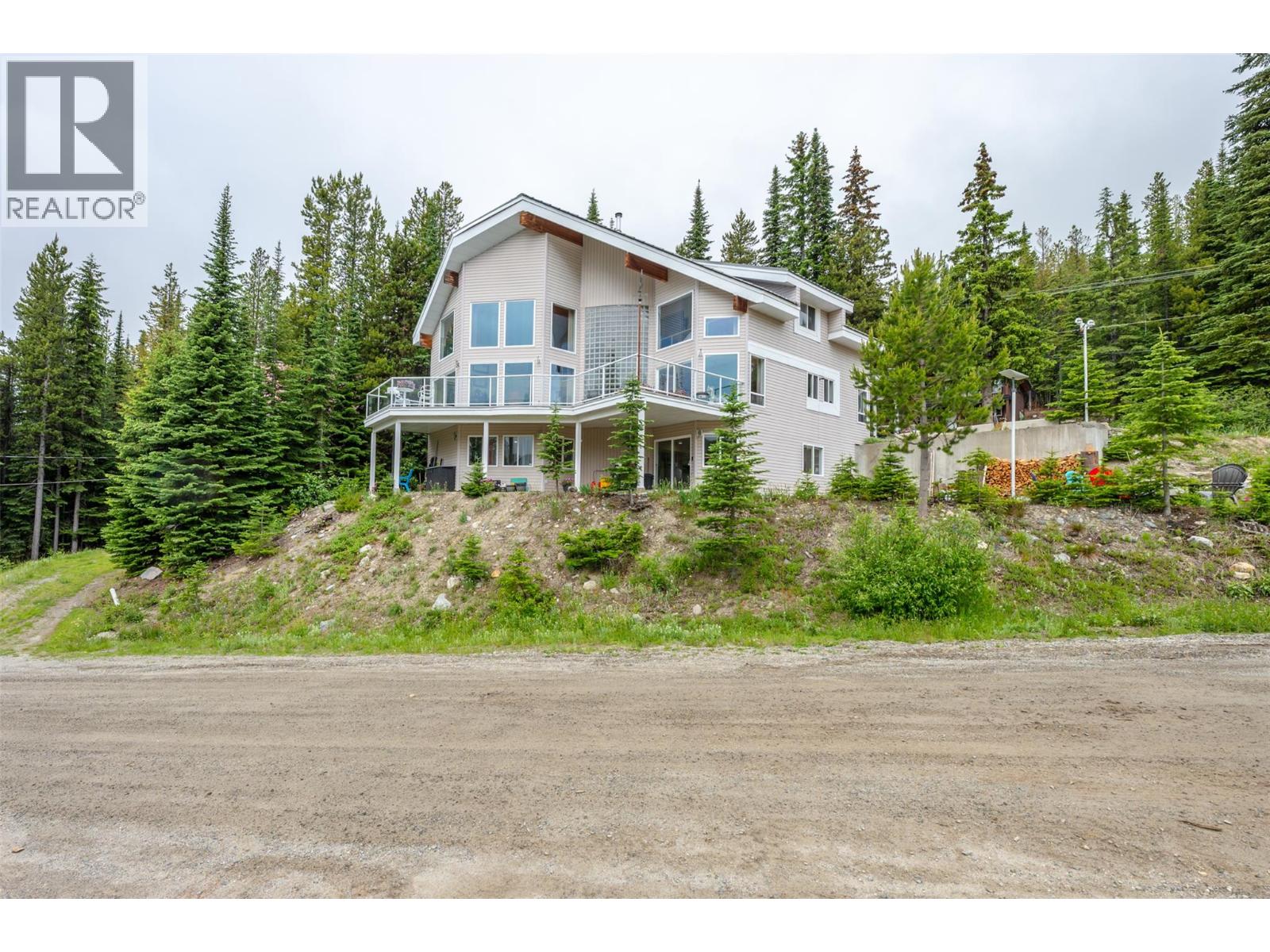 200 COUGAR Road - 73