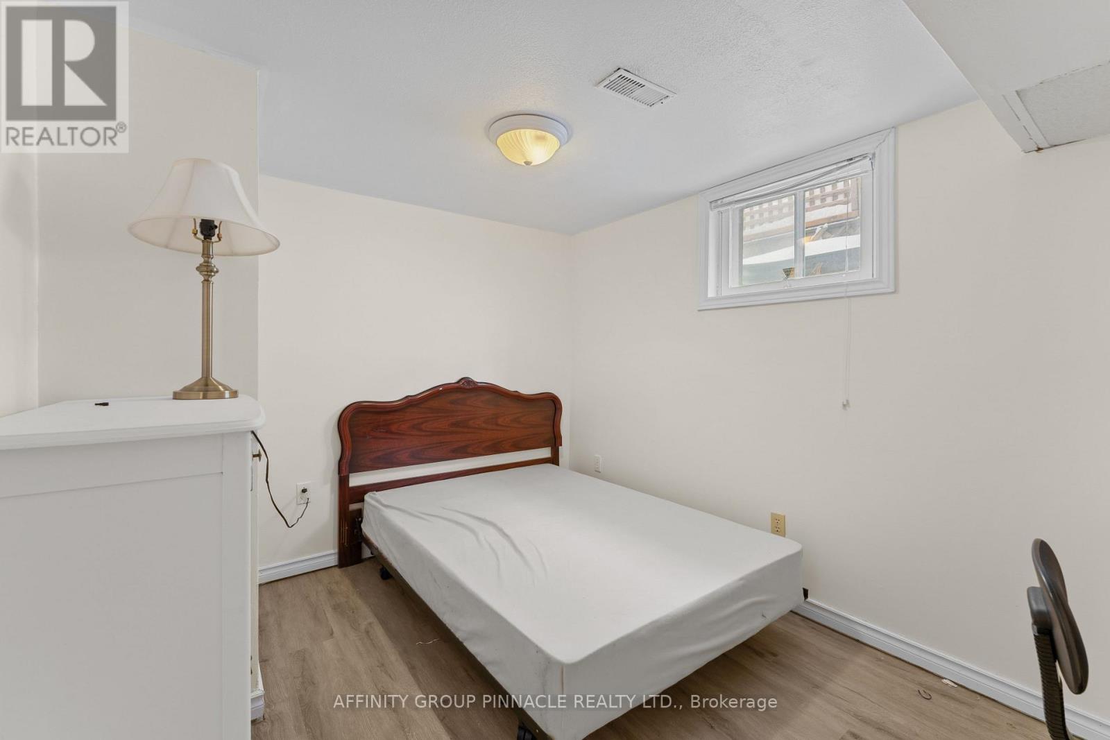 1096 BARNARDO AVENUE - 28