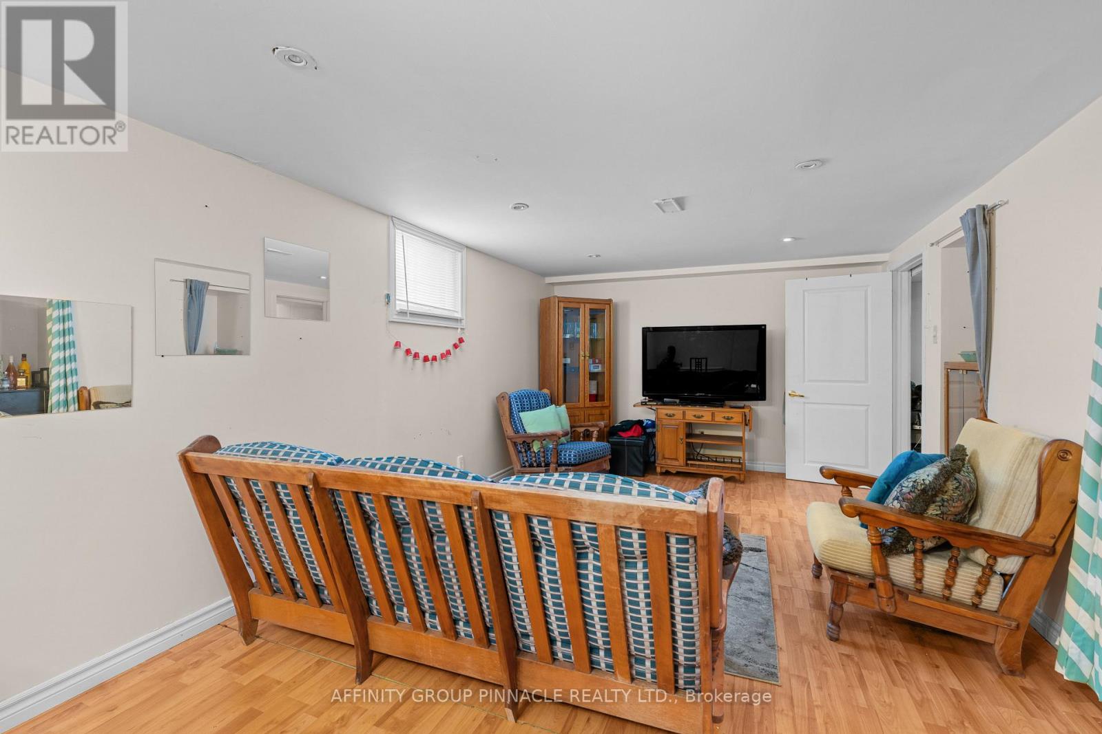 1096 BARNARDO AVENUE - 24