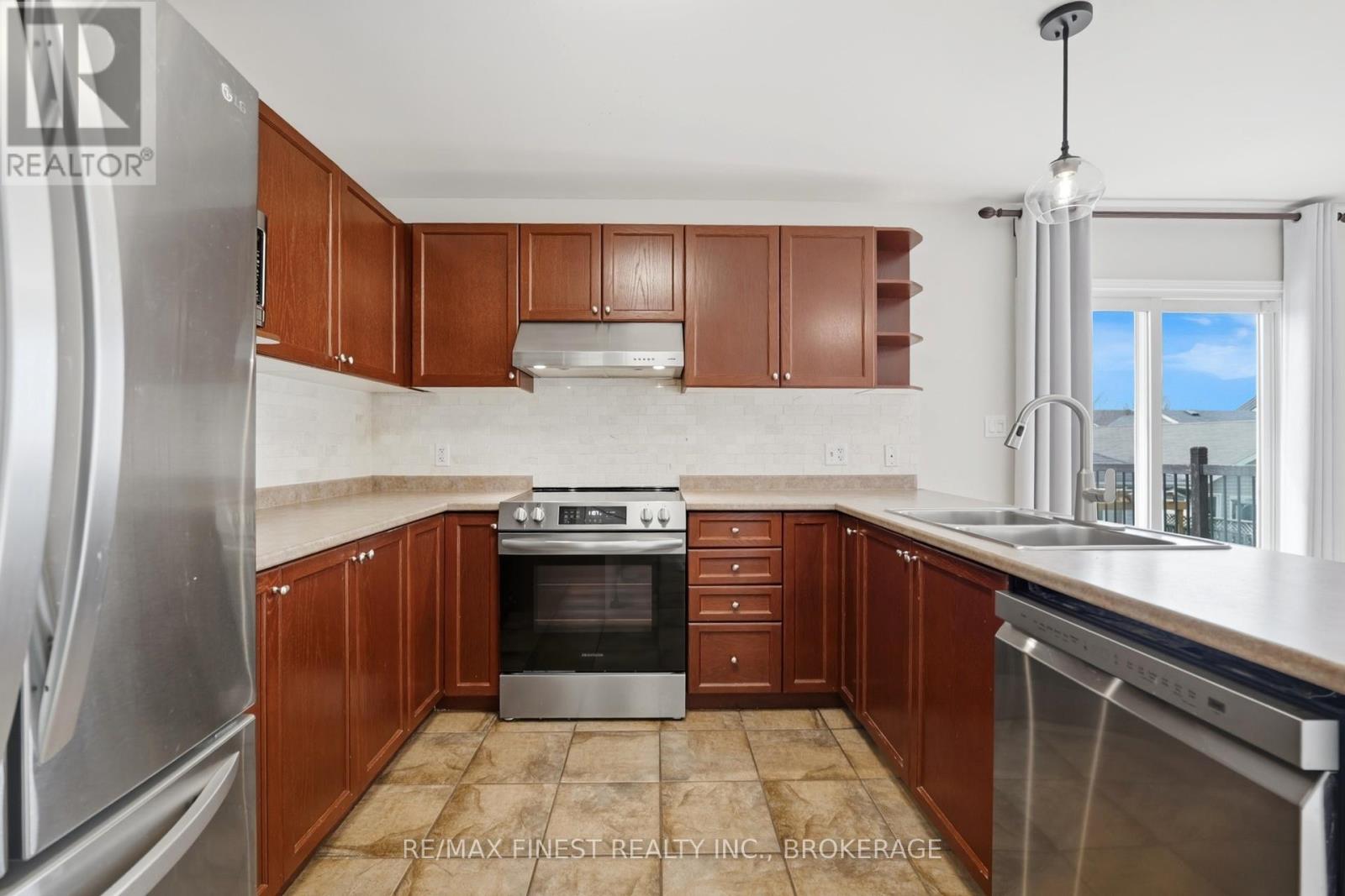 1223 AMANDA COURT - 17