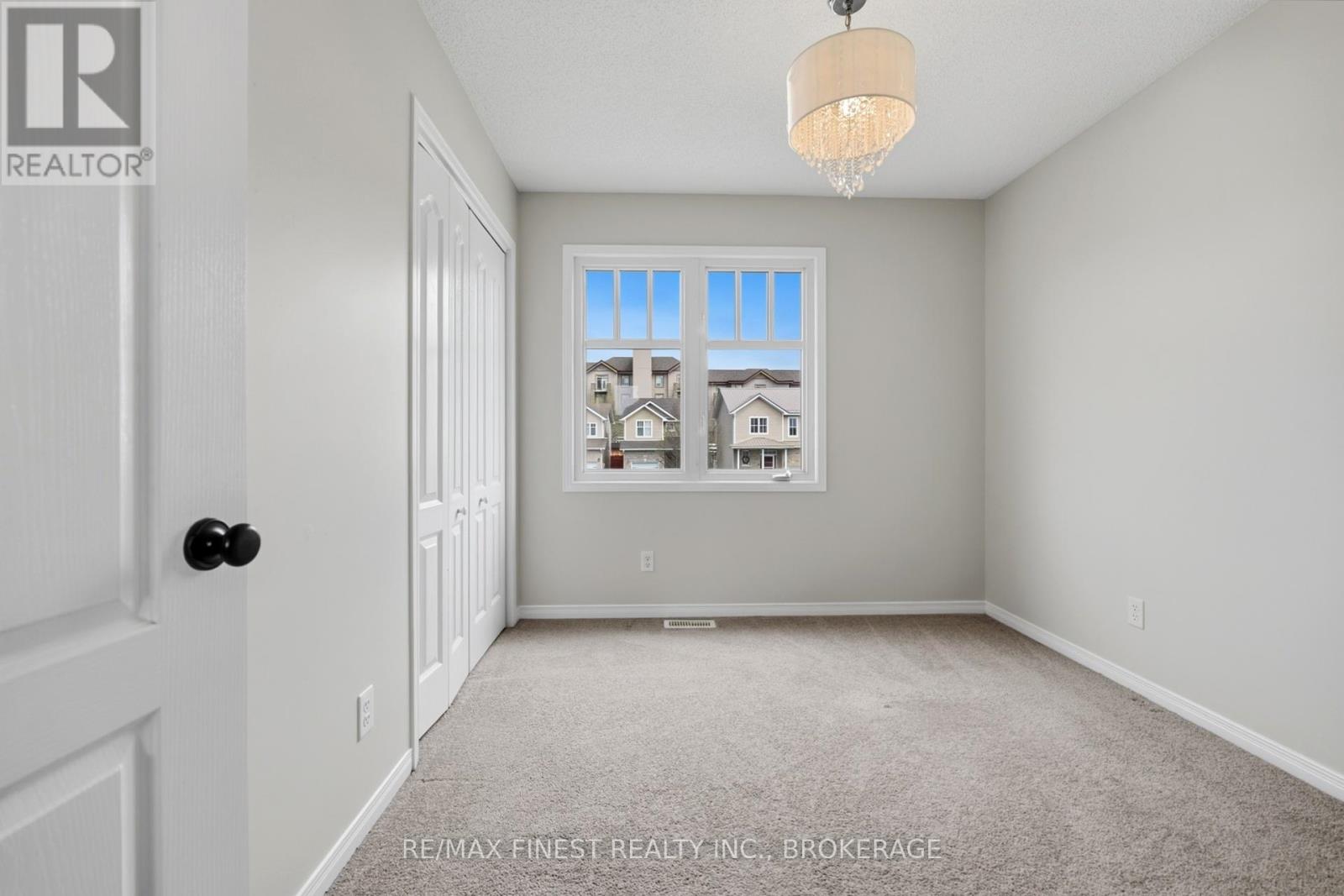 1223 AMANDA COURT - 23