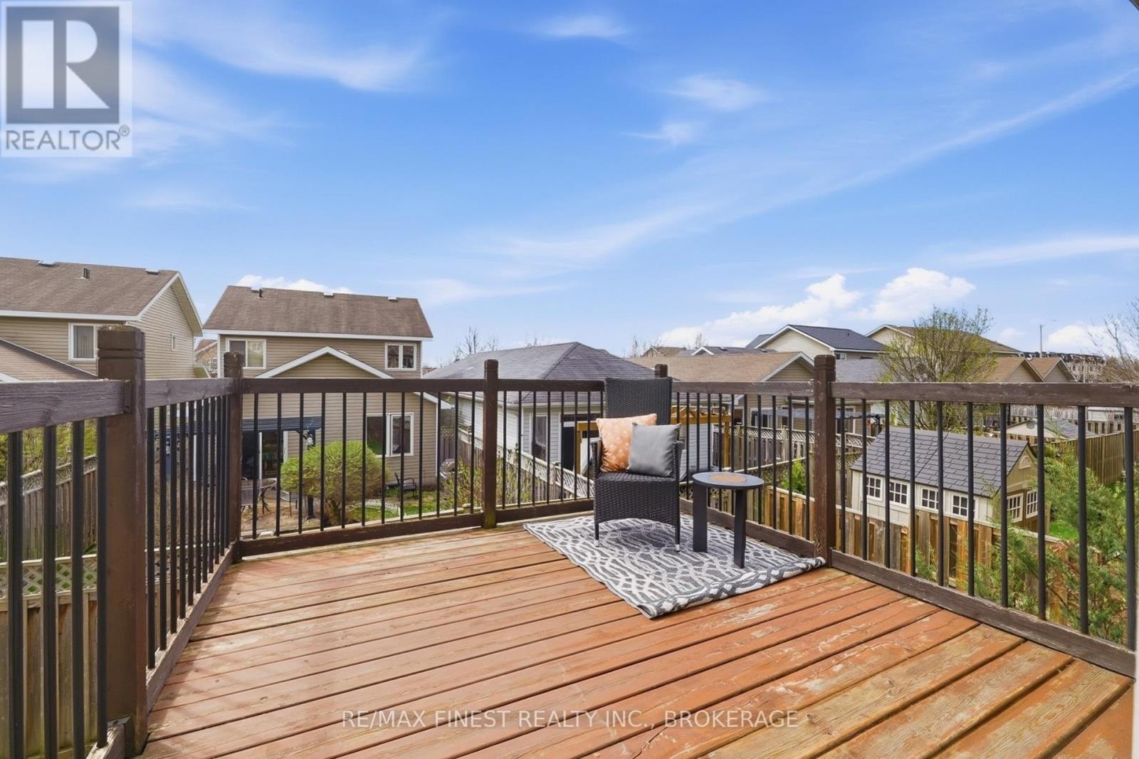 1223 AMANDA COURT - 40