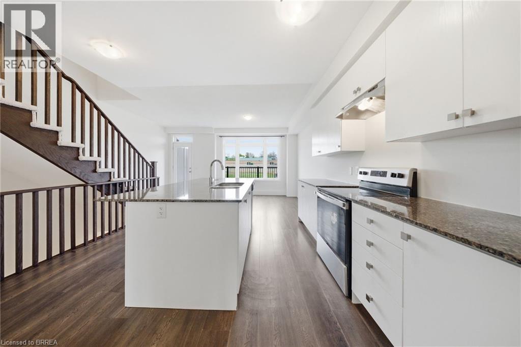 #107 585 COLBORNE Street - 11