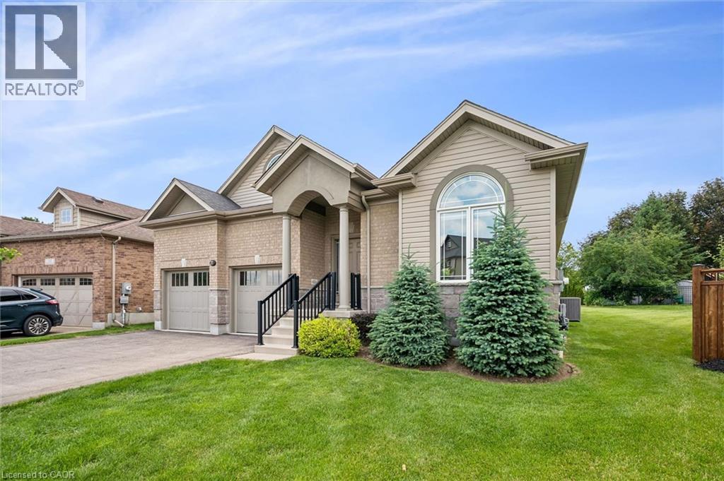 27 RILEY Crescent - 3