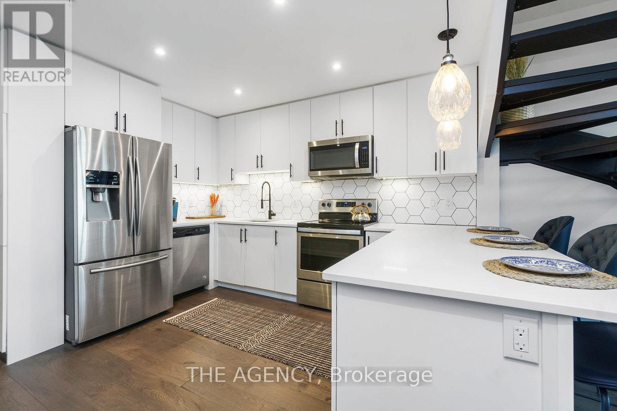 #108 65 YORKLAND BOULEVARD - 10