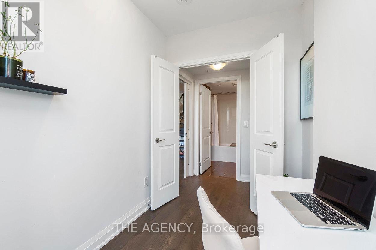 #108 65 YORKLAND BOULEVARD - 24