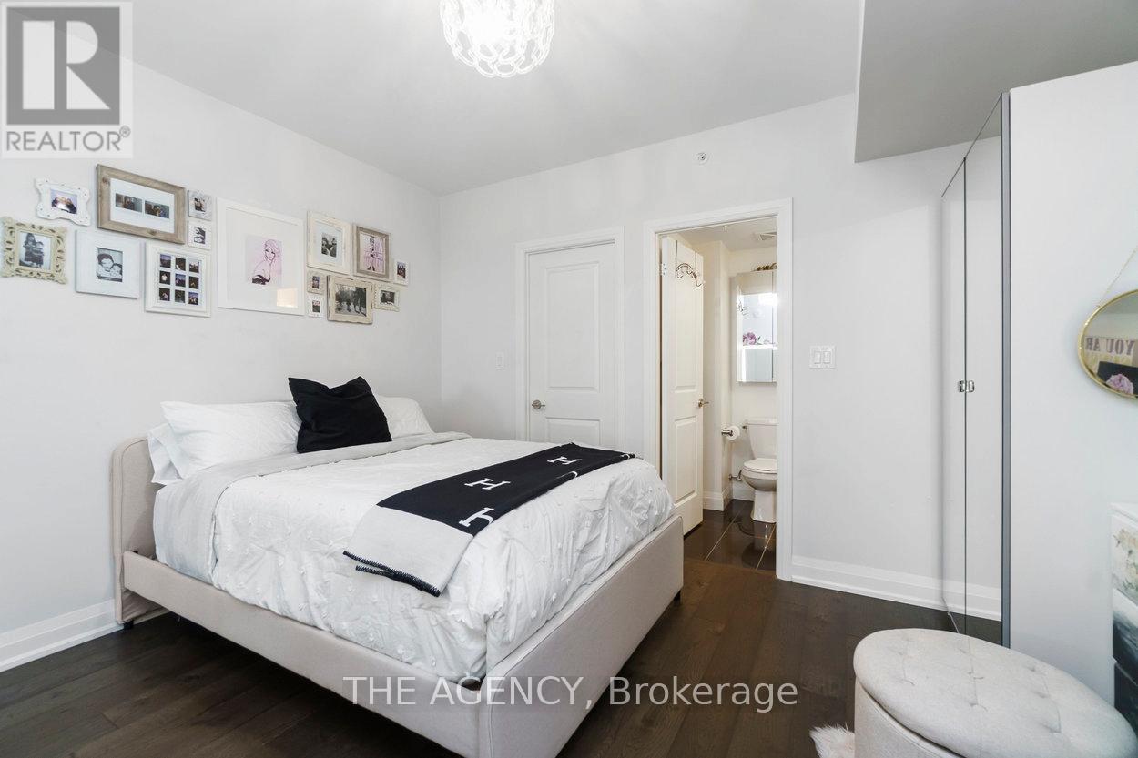 #108 65 YORKLAND BOULEVARD - 30