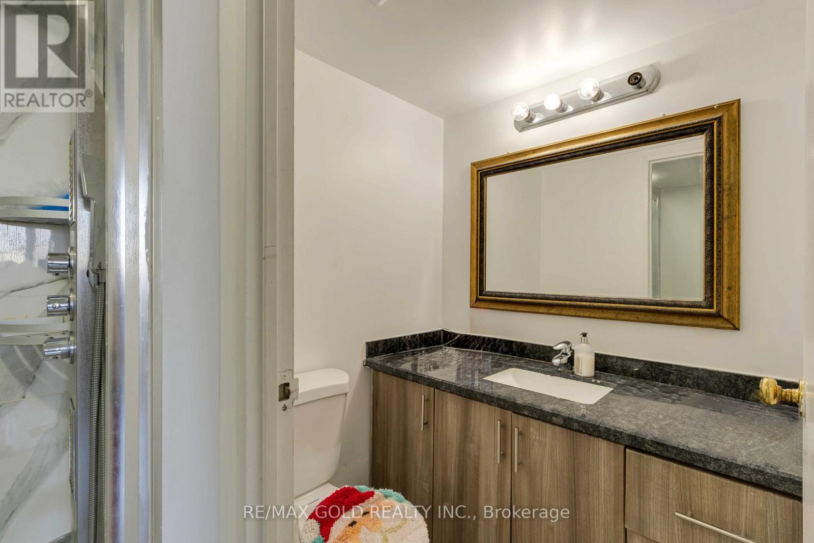#2101 3700 KANEFF CRESCENT - 34