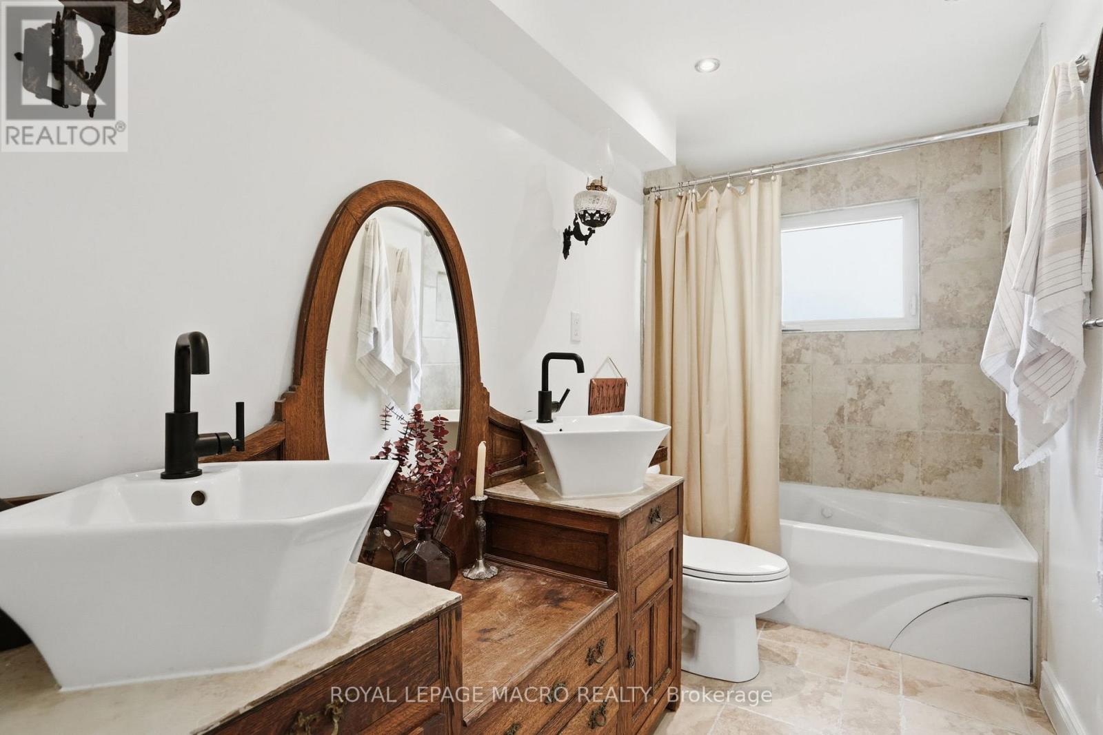 3411 LANSDOWN DRIVE - 19