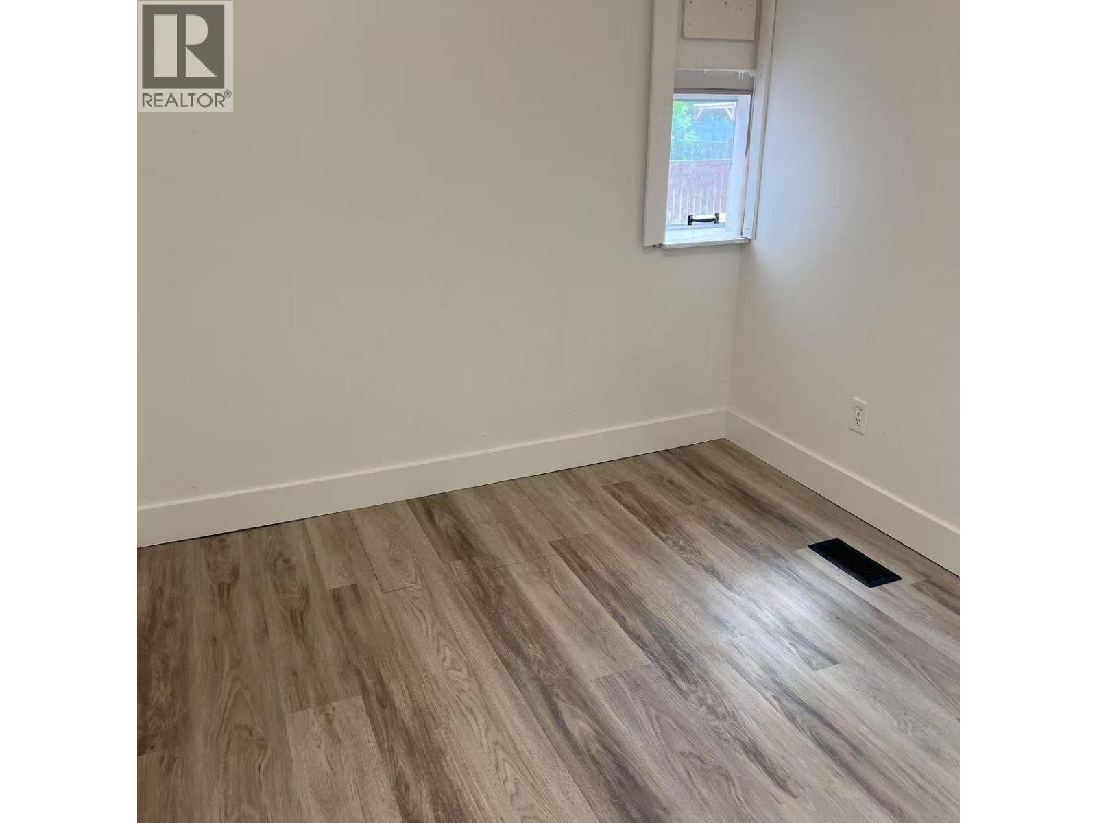 600 WADE Avenue W - 10