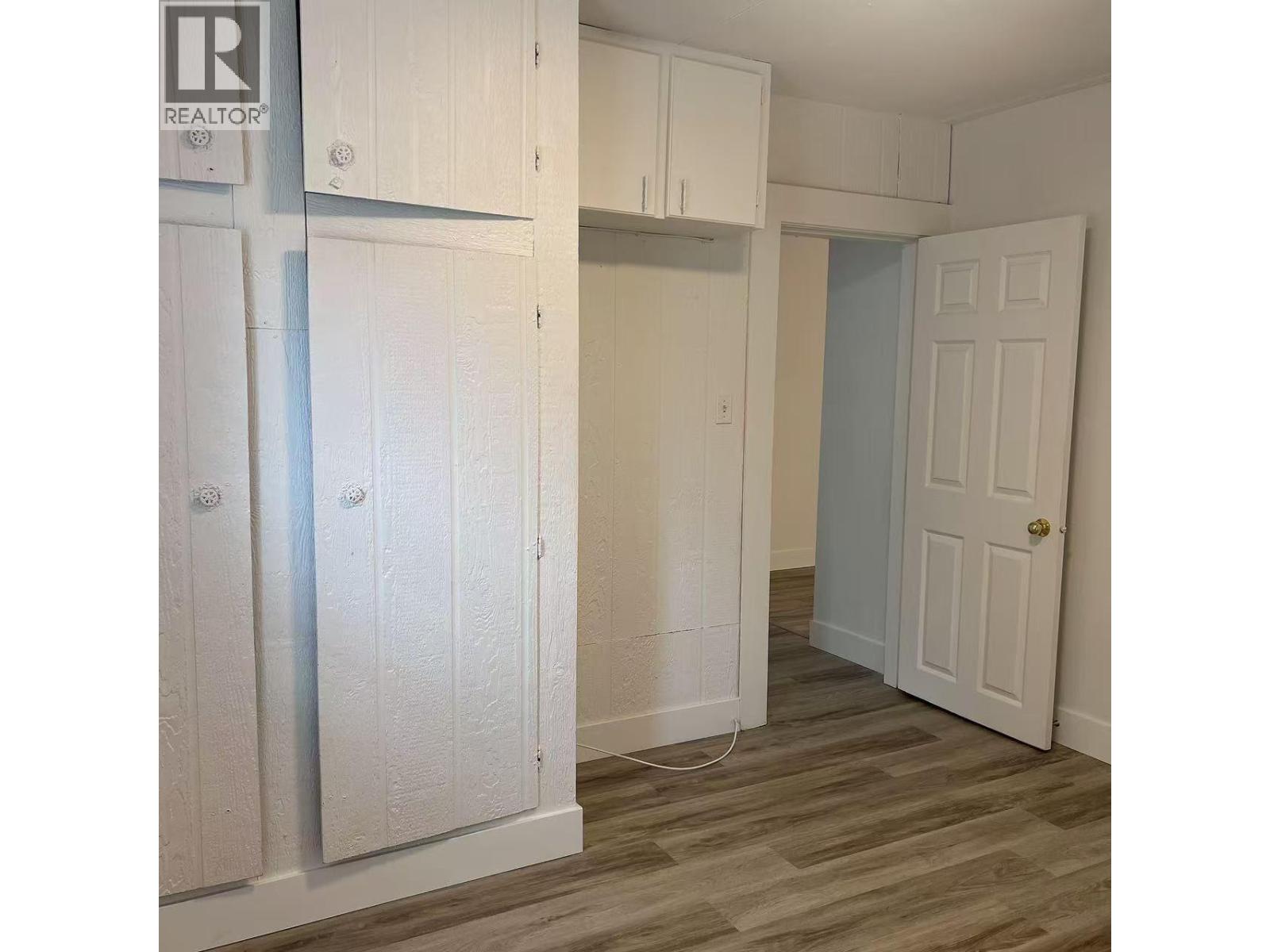 600 WADE Avenue W - 16