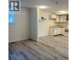 Primary Bedroom - 600 Wade Avenue W, Penticton, BC V2A1V7 Photo 6