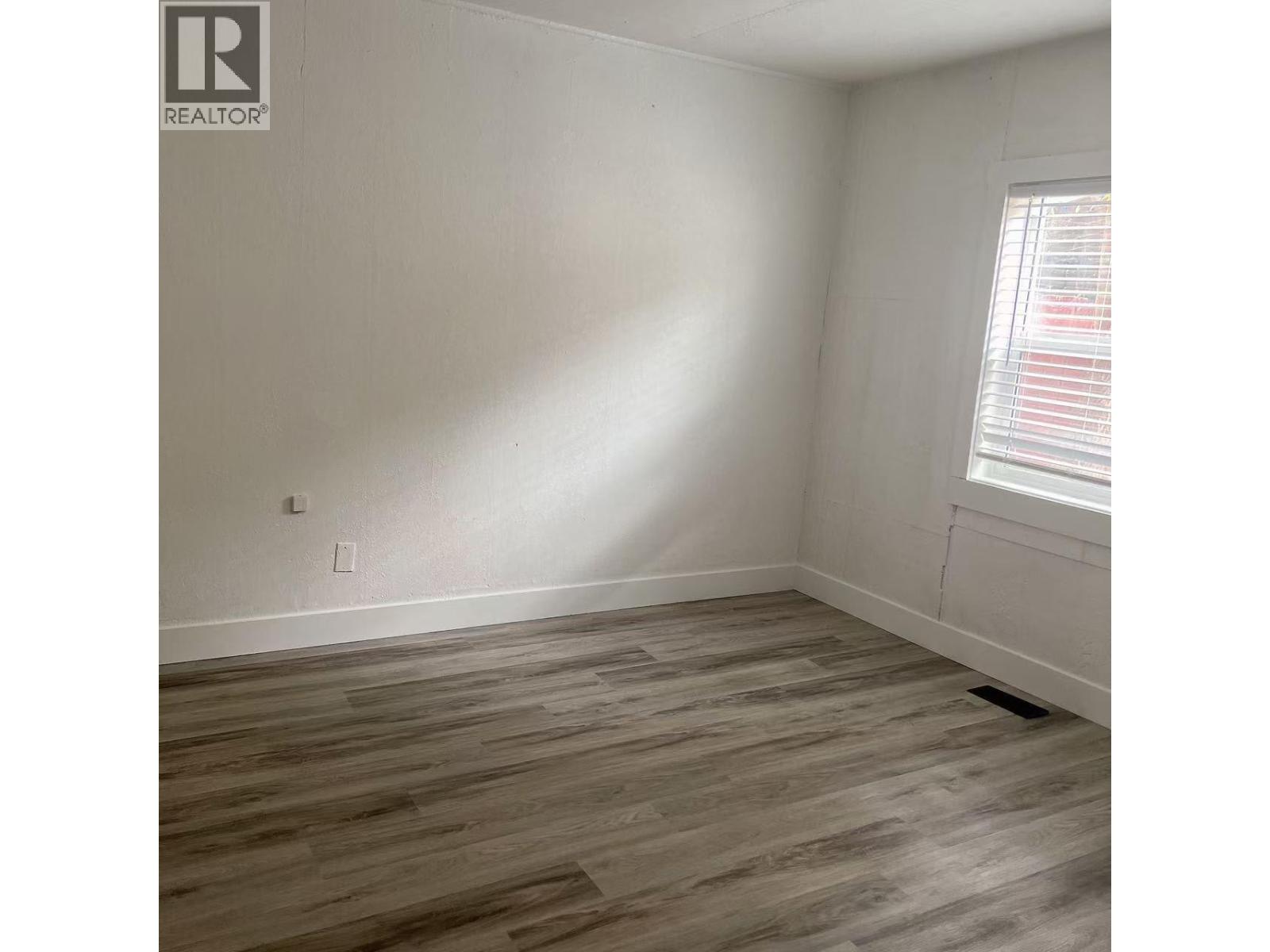 600 WADE Avenue W - 26