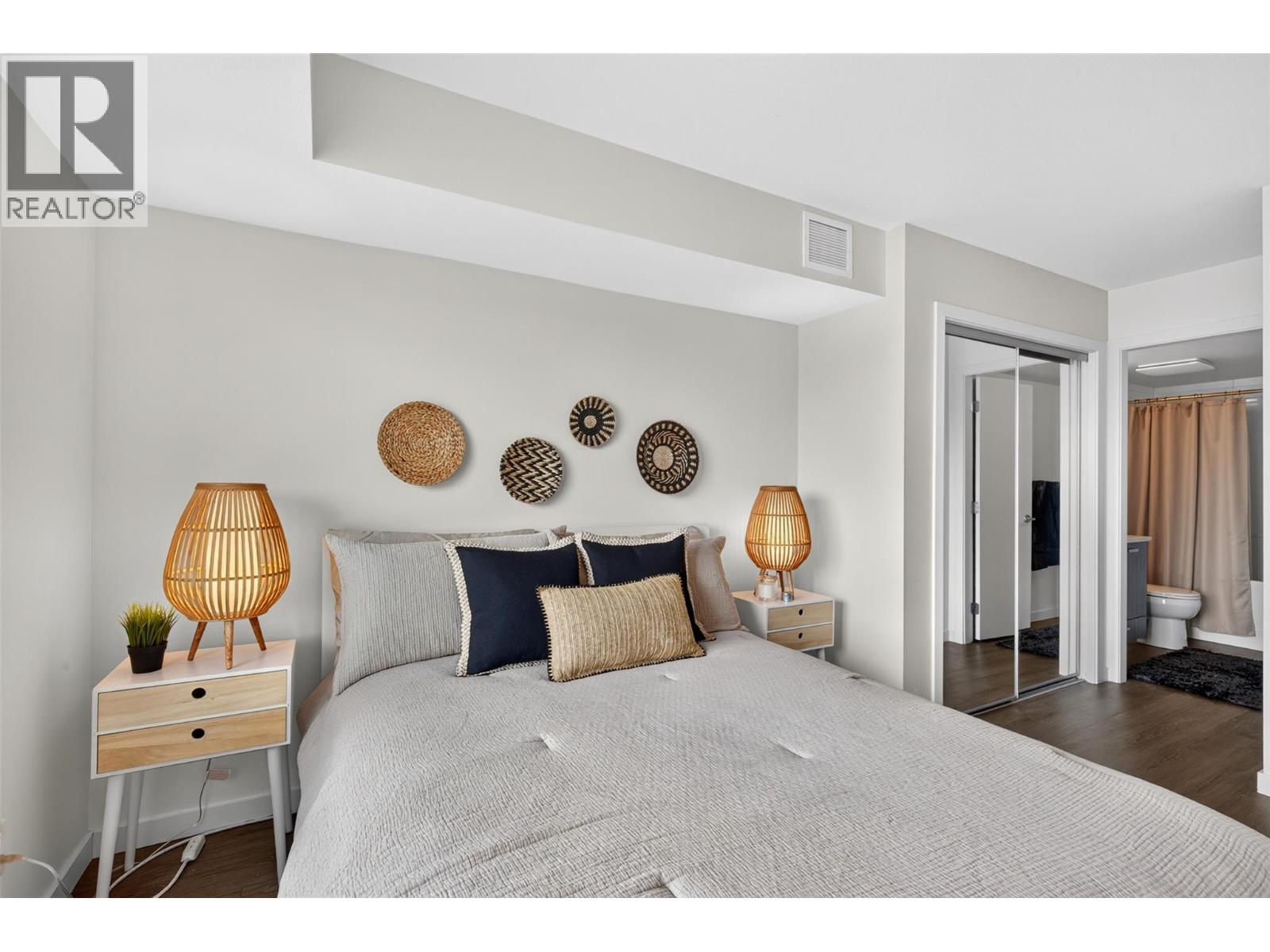 PH21 775 Academy Way, Kelowna