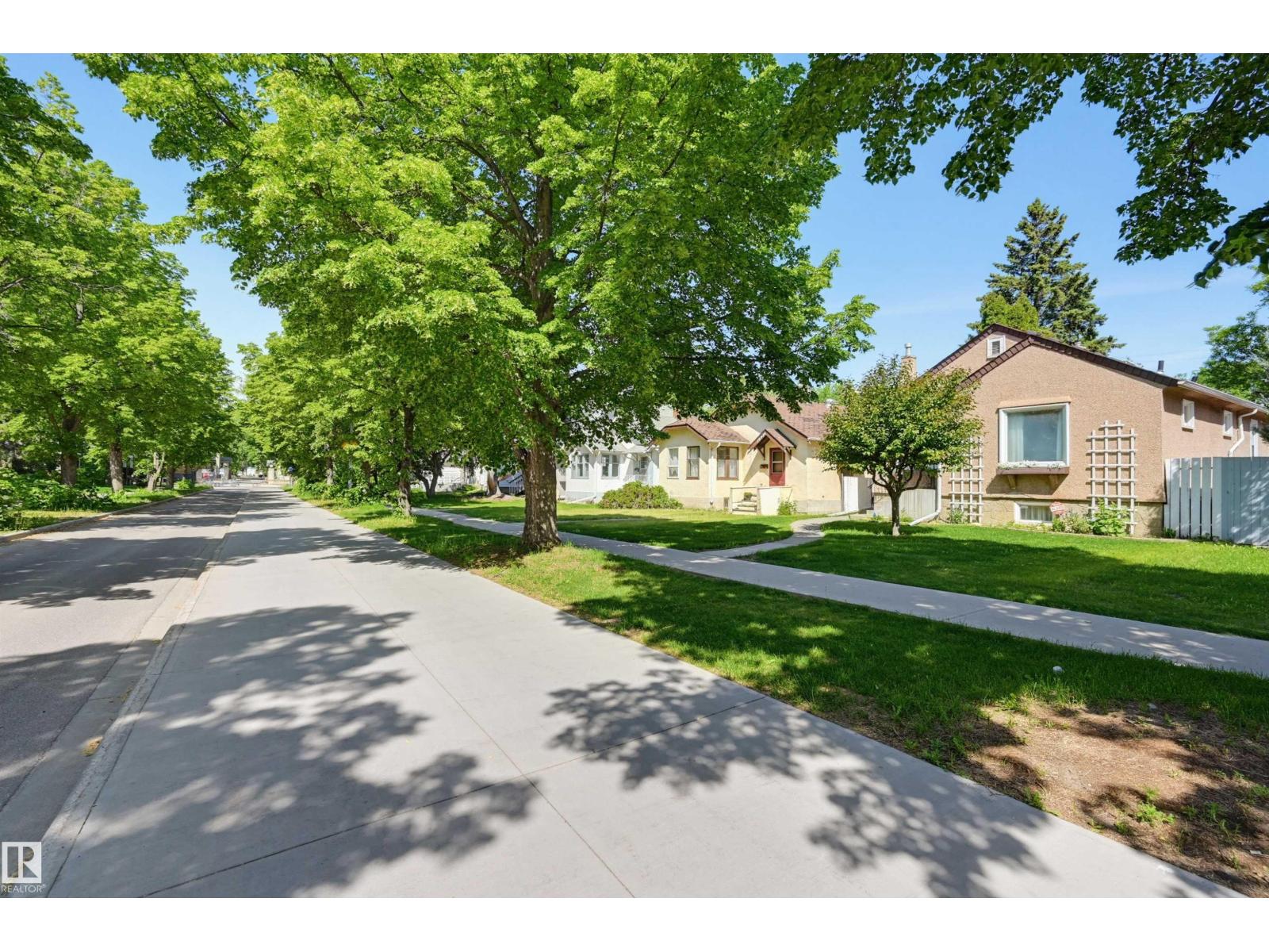 10932 88 AV NW — photo 36