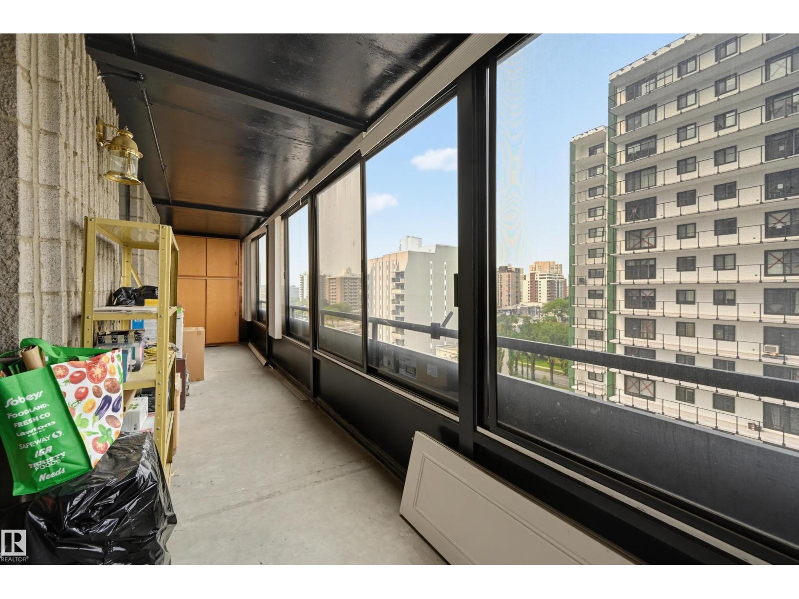 #903 10160 115 ST NW - 22