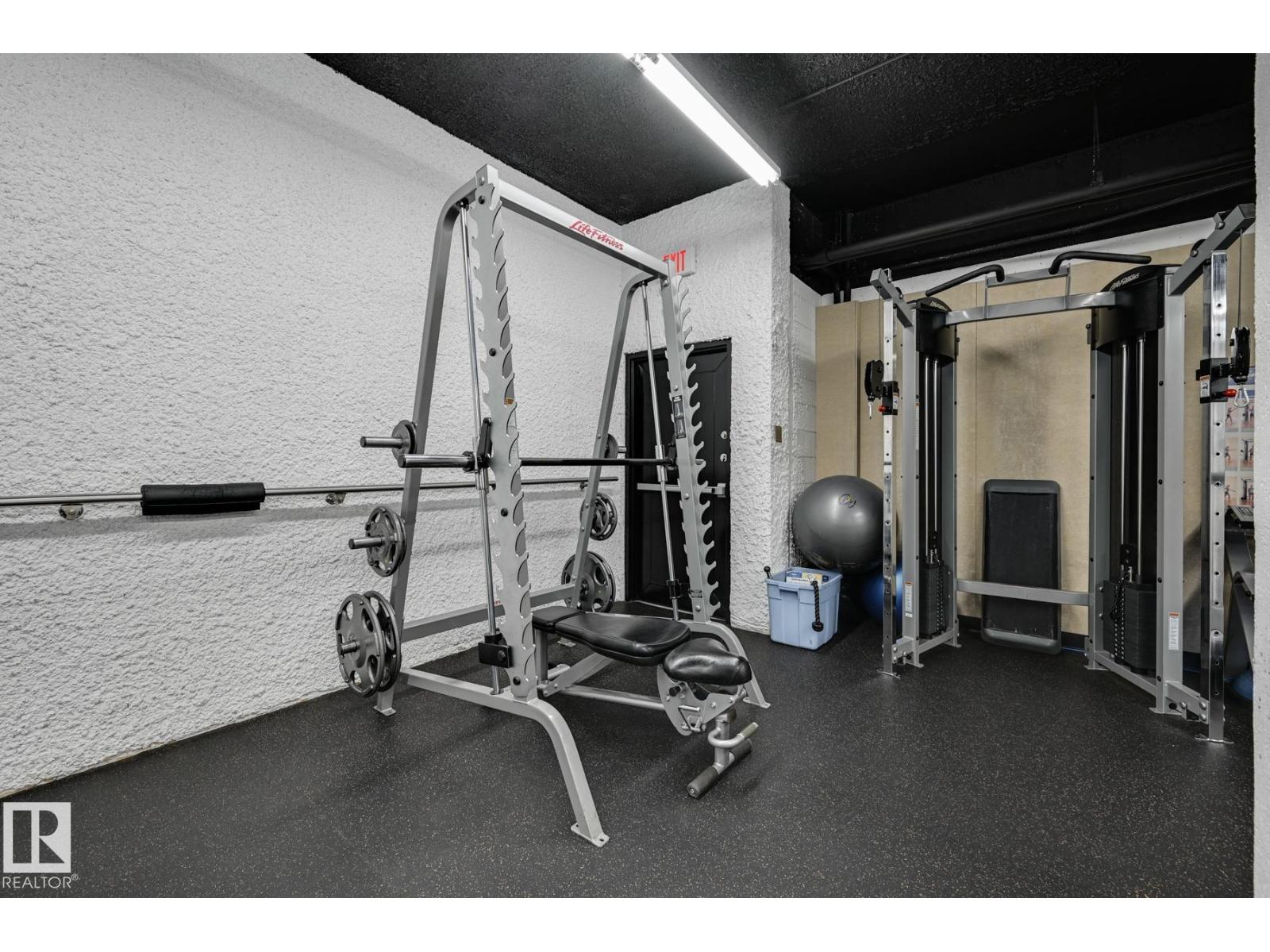 #903 10160 115 ST NW - 28