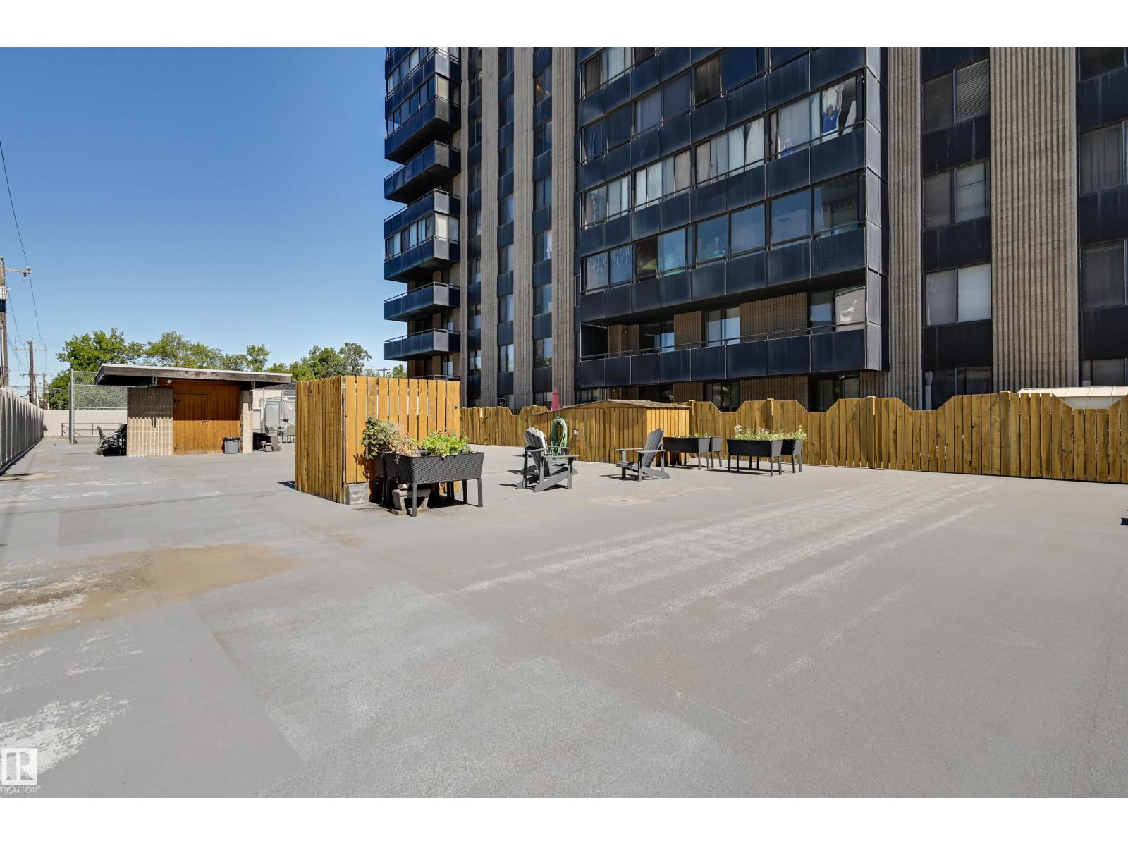 #903 10160 115 ST NW - 34