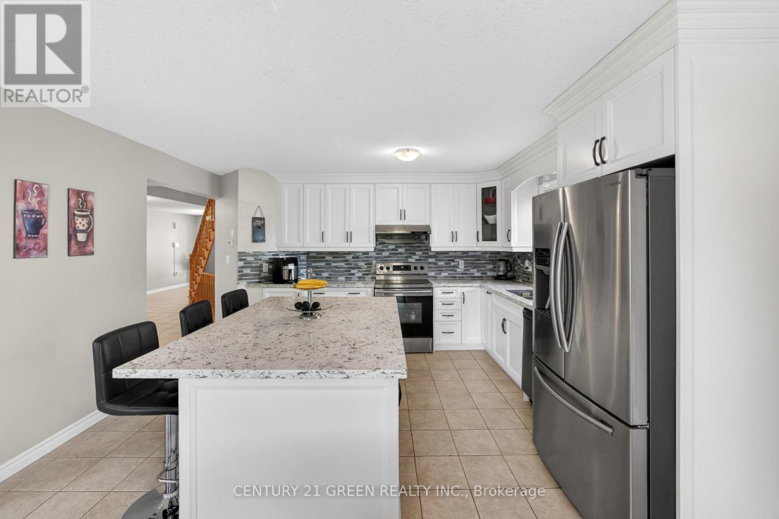 21 HAWKSWOOD DRIVE - 15