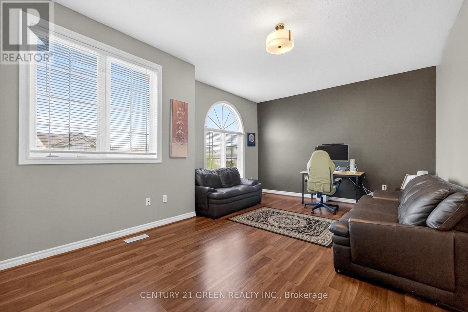 21 HAWKSWOOD DRIVE - 22