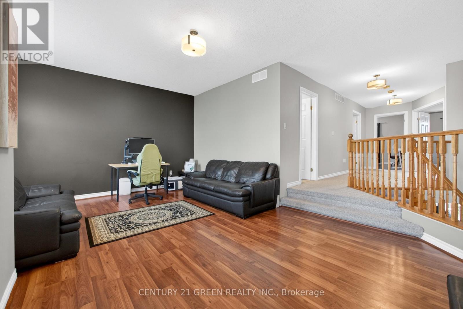 21 HAWKSWOOD DRIVE - 23