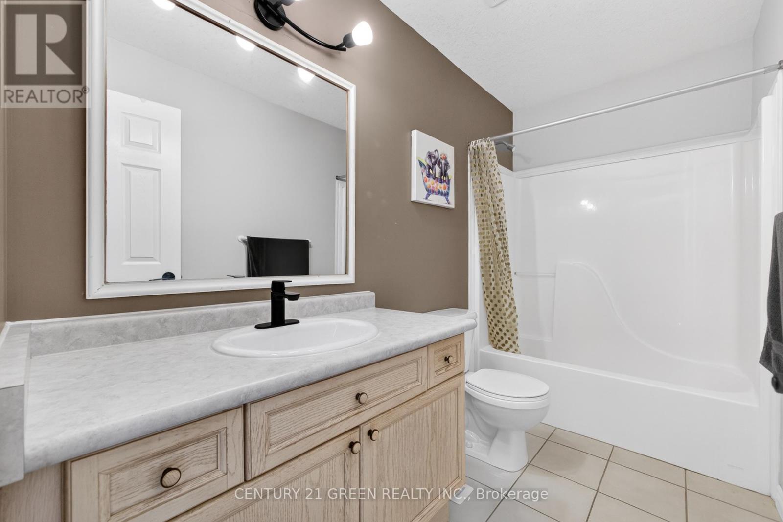 21 HAWKSWOOD DRIVE - 29