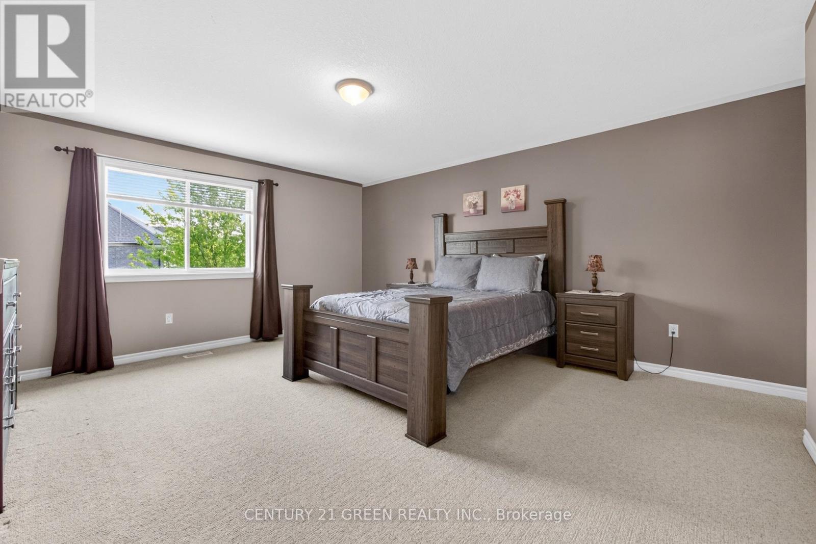 21 HAWKSWOOD DRIVE - 30