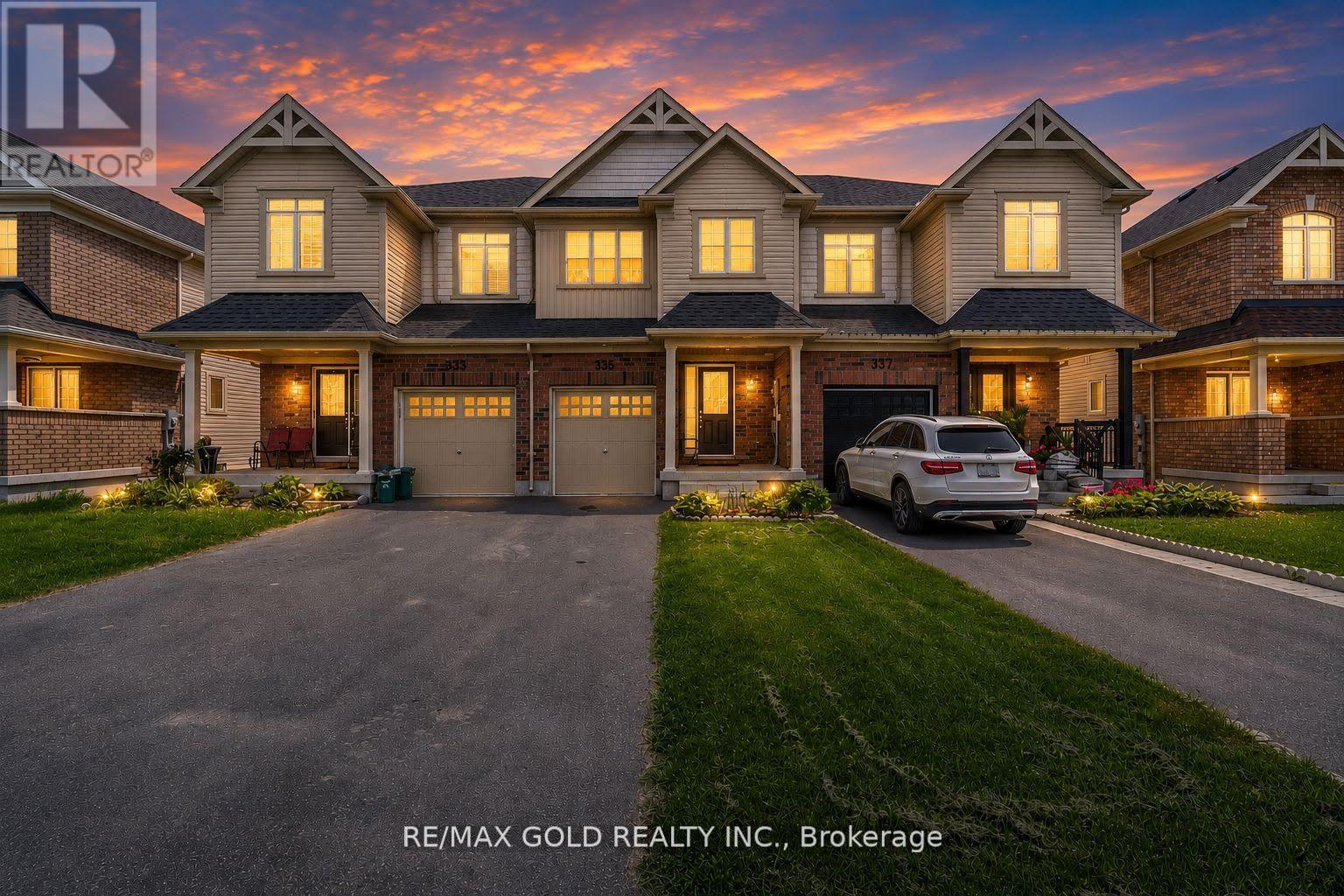 335 STEWART STREET - 1