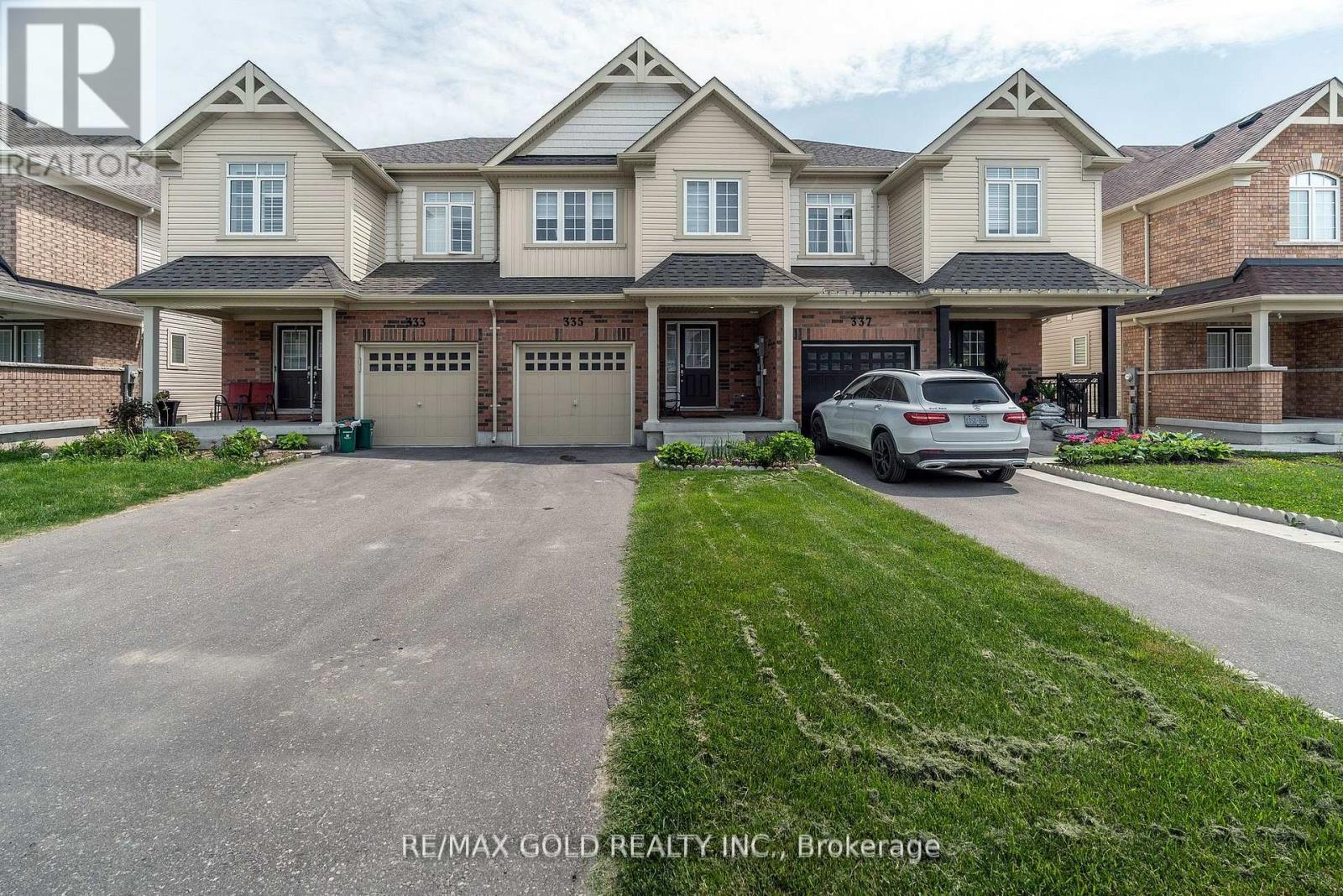 335 STEWART STREET - 2