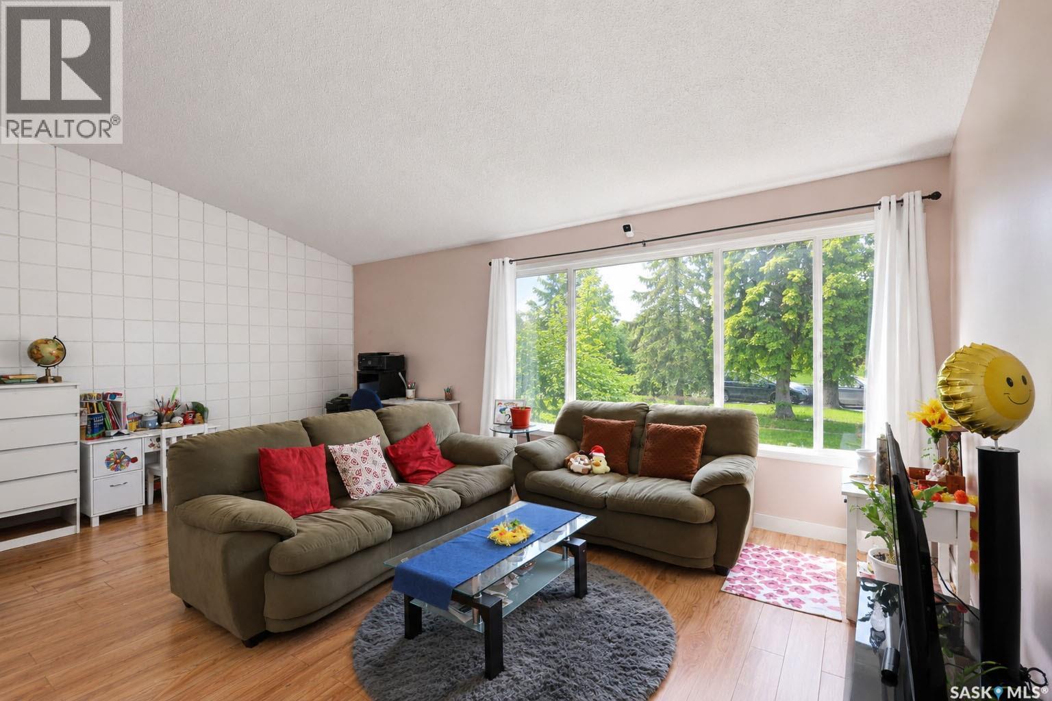 842-844 28th STREET E - photo 5