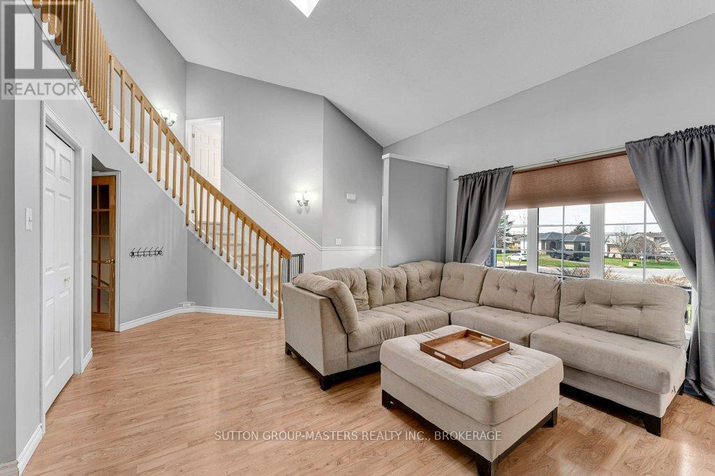 118 SIR JOHN JOHNSON DRIVE - 10