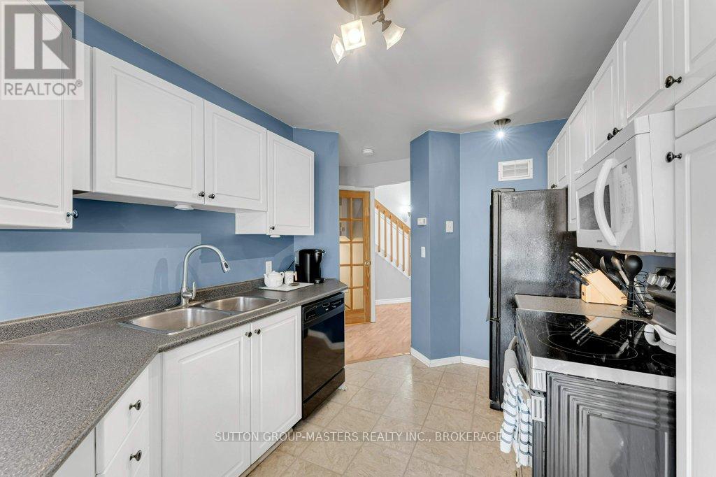 118 SIR JOHN JOHNSON DRIVE - 14