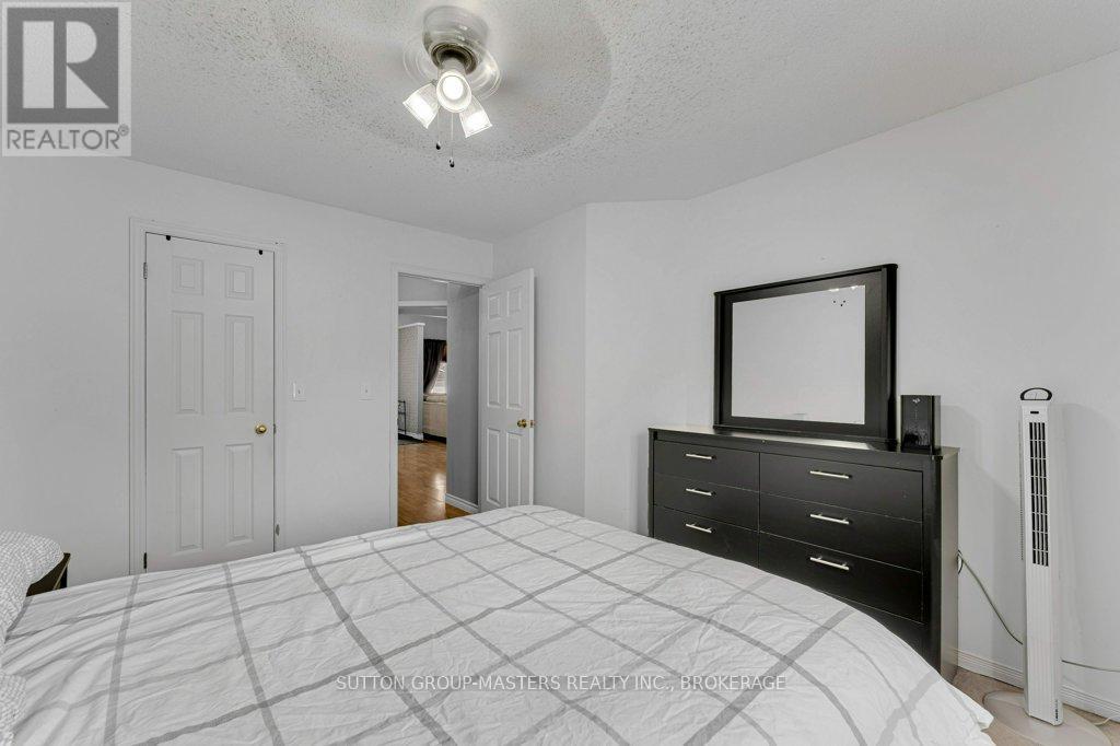 118 SIR JOHN JOHNSON DRIVE - 19