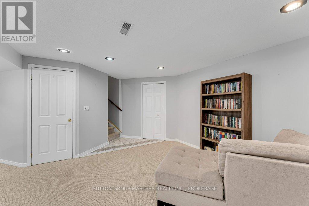 118 SIR JOHN JOHNSON DRIVE - 33