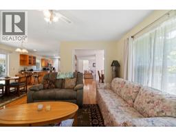 3915 Express Point Road, Scotch Creek, BC V0E1M5 Photo 17