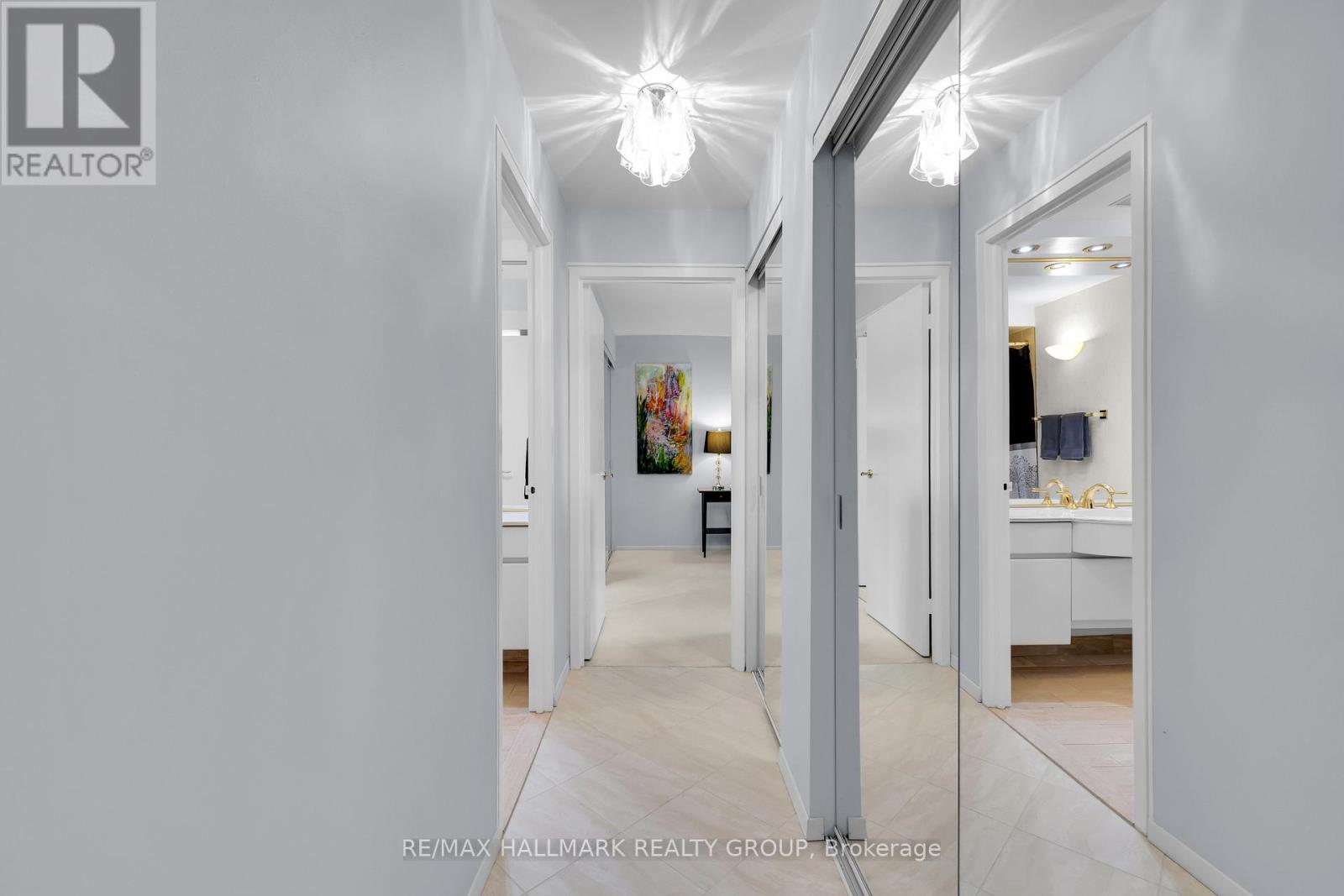 #810 151 BAY STREET - 27