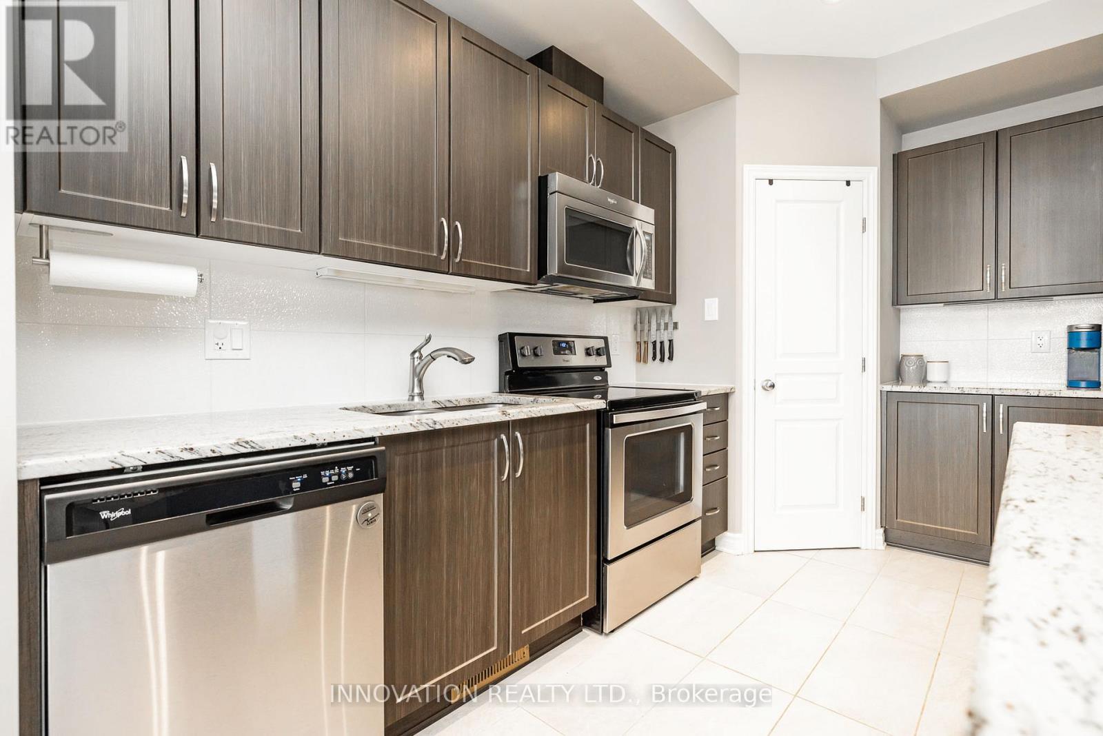 3 Bed, 3 Bath House for Sale in Ottawa – 218 AKERSON ROAD, Ottawa – MLS# X13515728 - Image 16