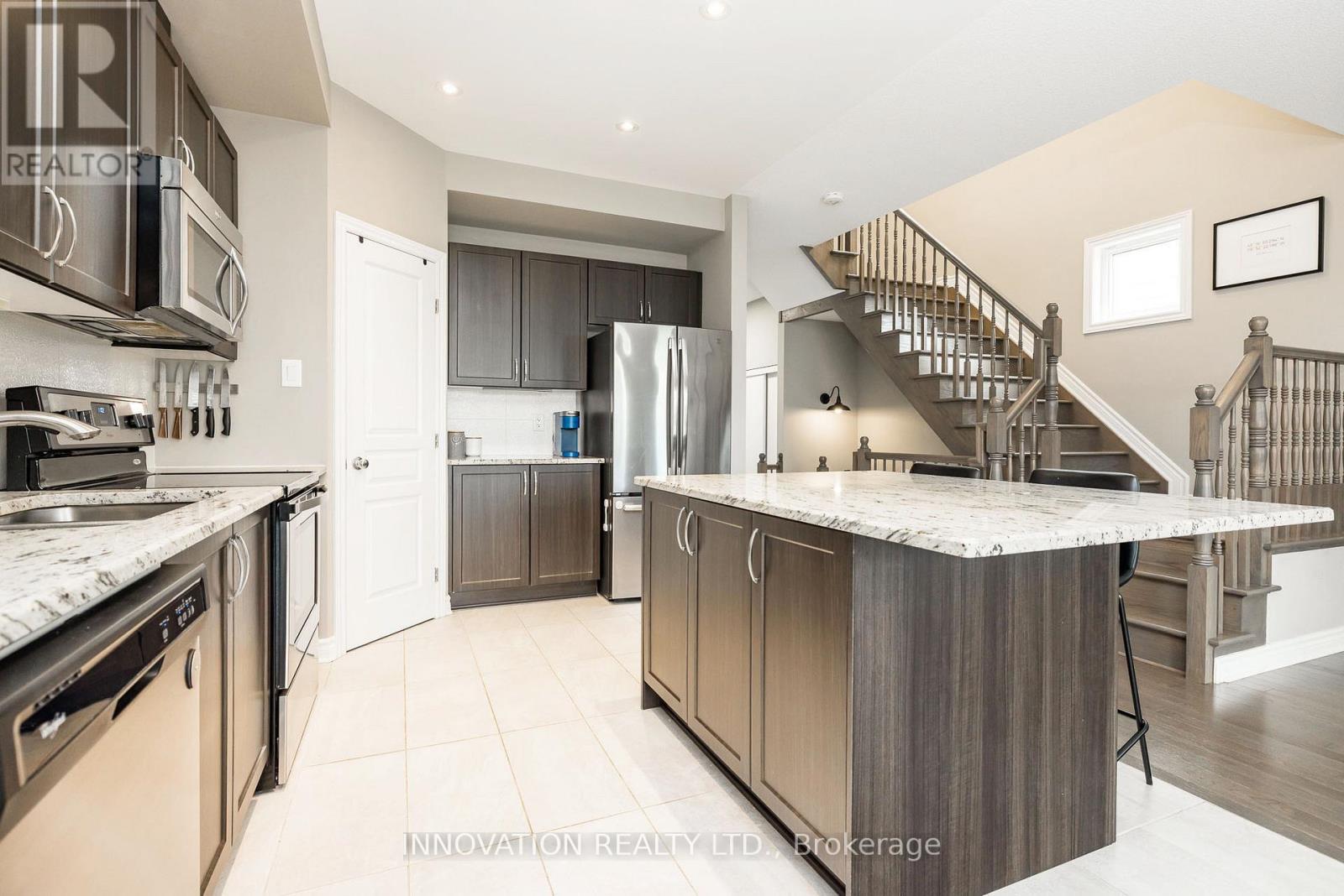 3 Bed, 3 Bath House for Sale in Ottawa – 218 AKERSON ROAD, Ottawa – MLS# X13515728 - Image 17