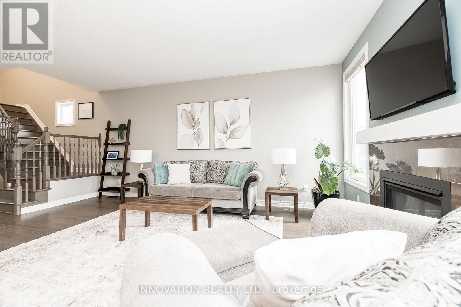 3 Bed, 3 Bath House for Sale in Ottawa – 218 AKERSON ROAD, Ottawa – MLS# X13515728 - Image 9
