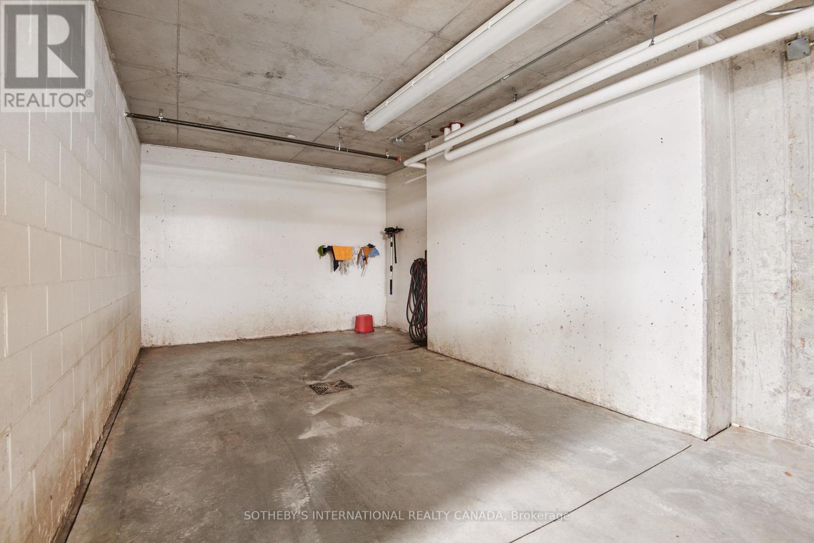 #314 7 MARQUETTE AVENUE - 29