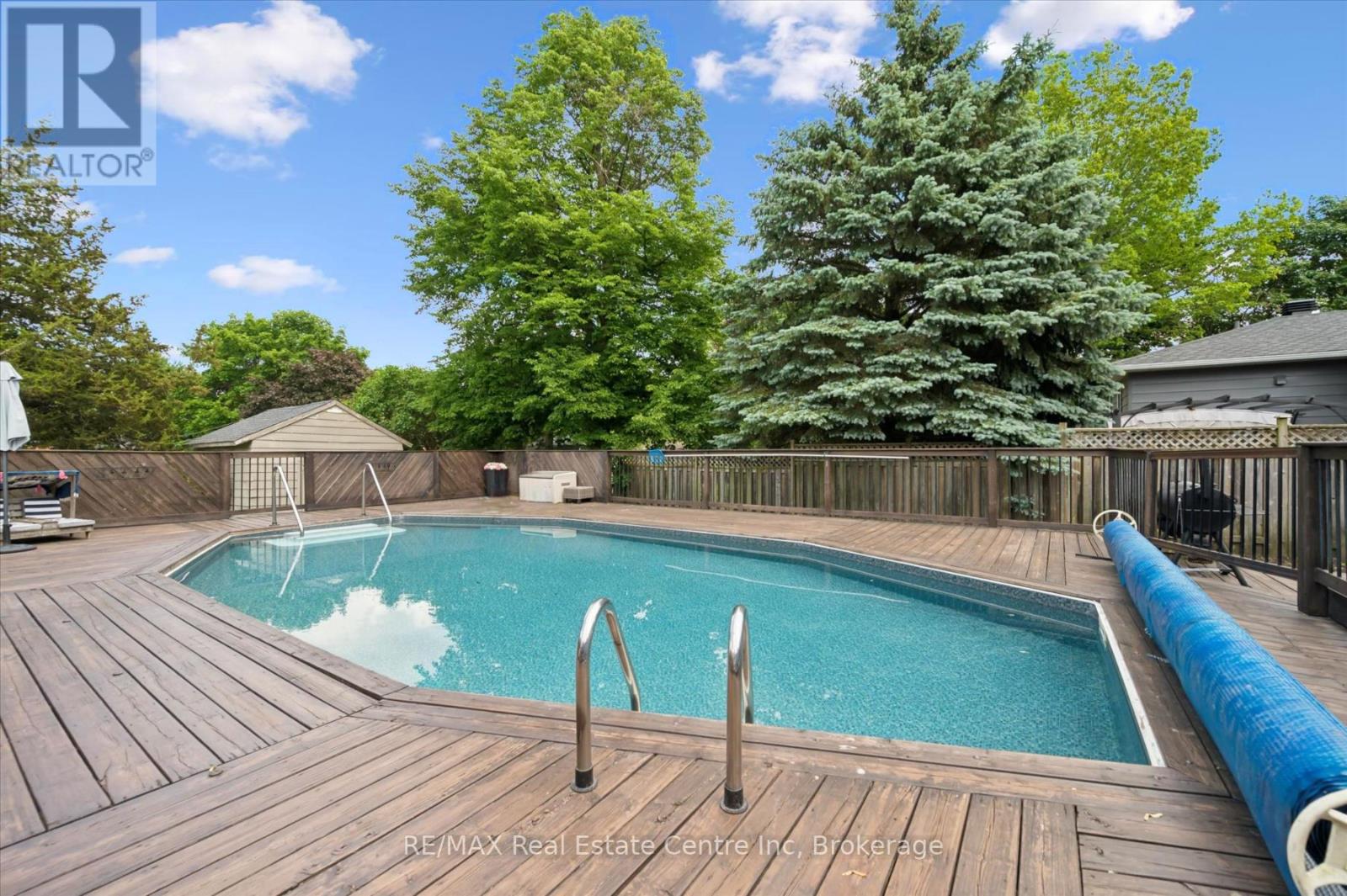 152 WELLINGTON ROAD 7 - 3