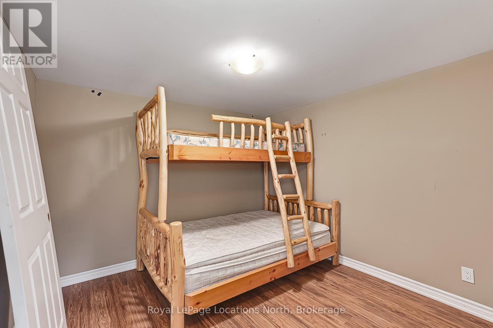 594 OAK STREET - 42