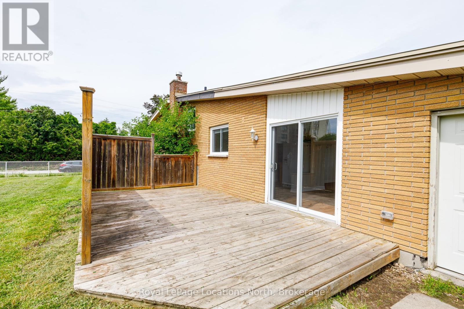 594 OAK STREET - 48