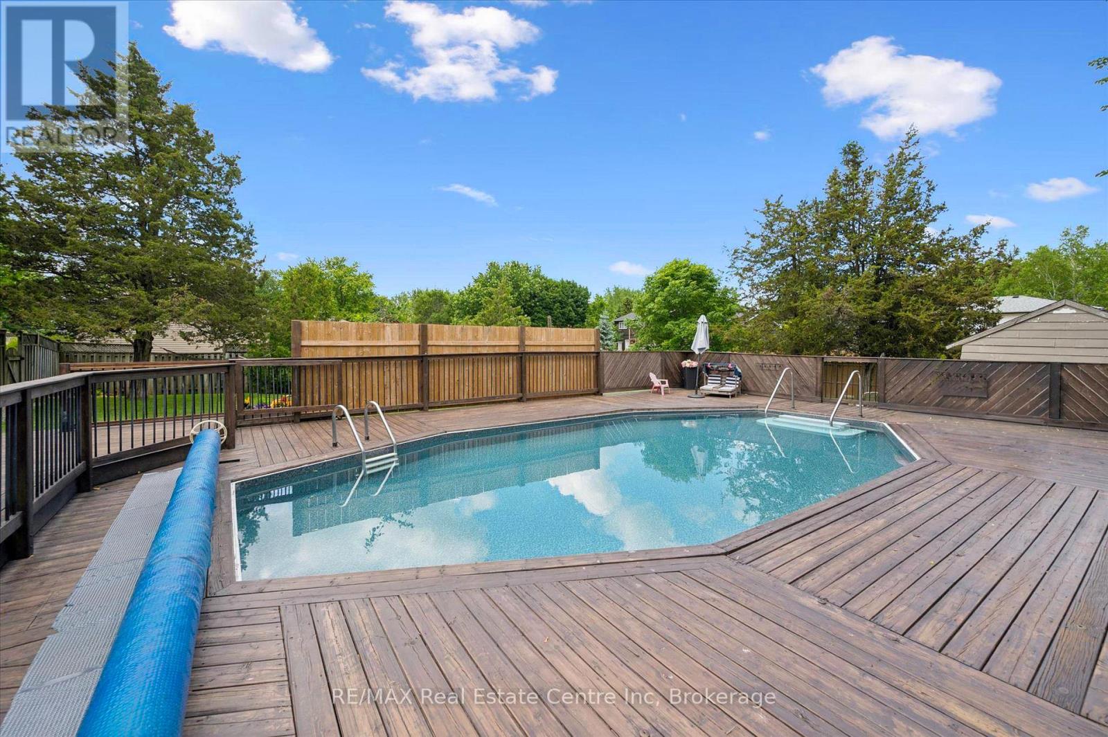 152 WELLINGTON ROAD 7 - 24
