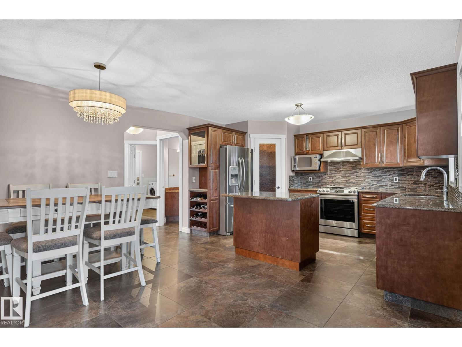 370 HOLLICK-KENYON RD NW - 30